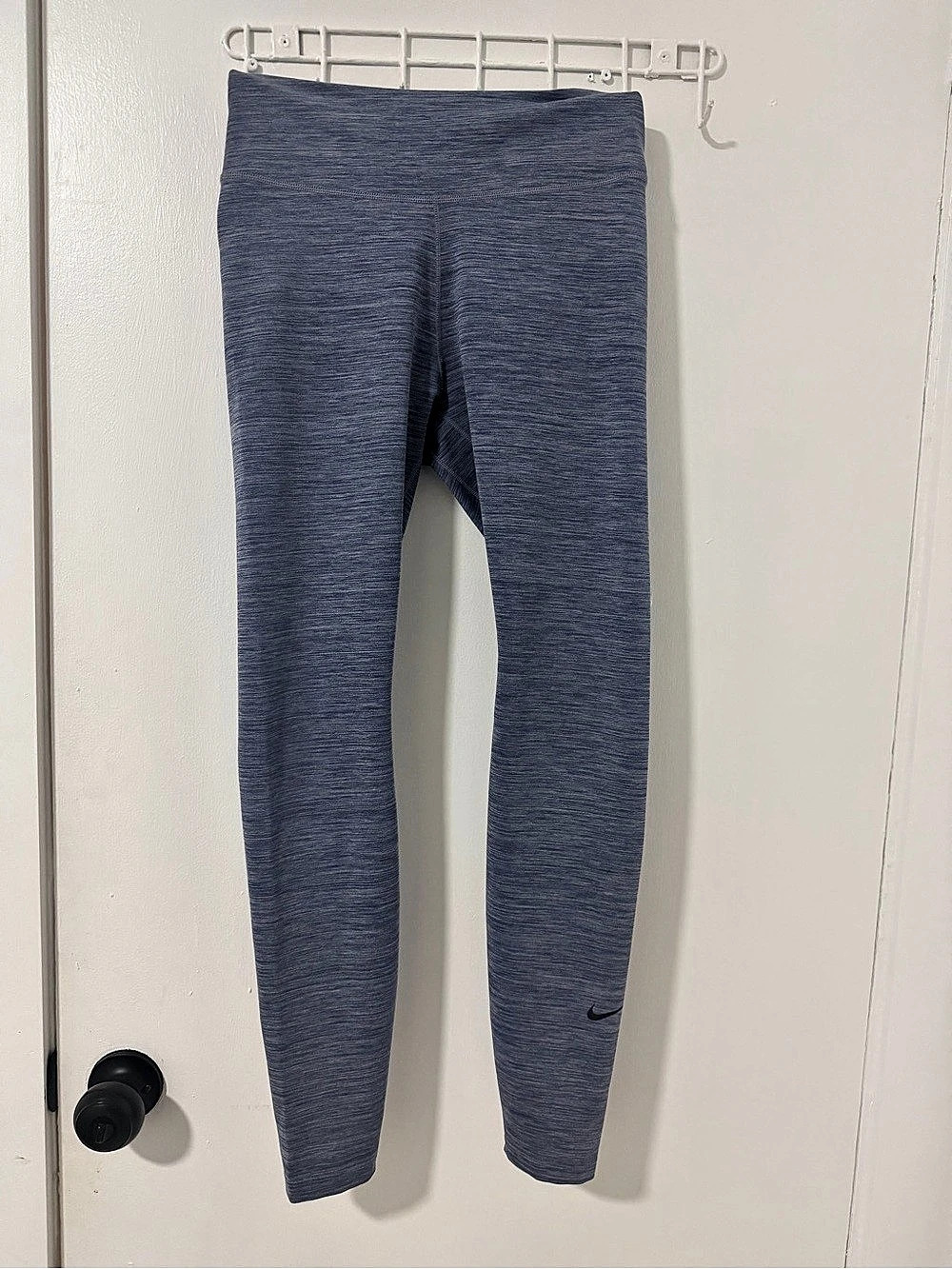 Nike Dri-FIT Athletic Leggings in Blue Size Medium Like New